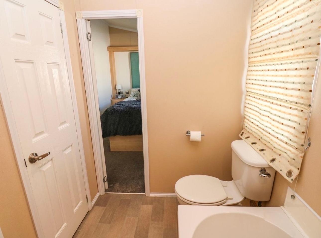 A And C Lodge Plot 21 2 Double Bedrooms Plot 21 With Hot Tub 1 Pet Only No Commercial Vans 4Pm Check In High Hesket Exterior foto